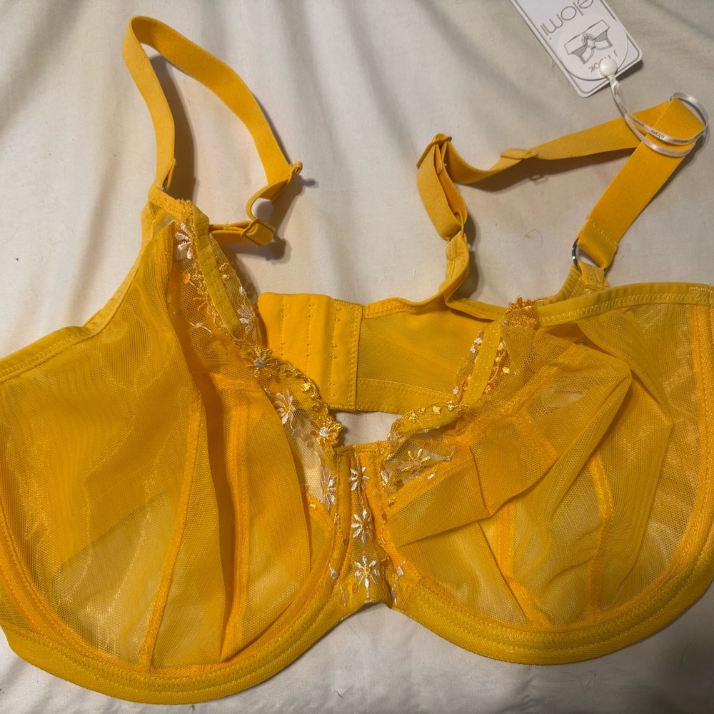 Elomi Vibrant Yellow Lace Bra